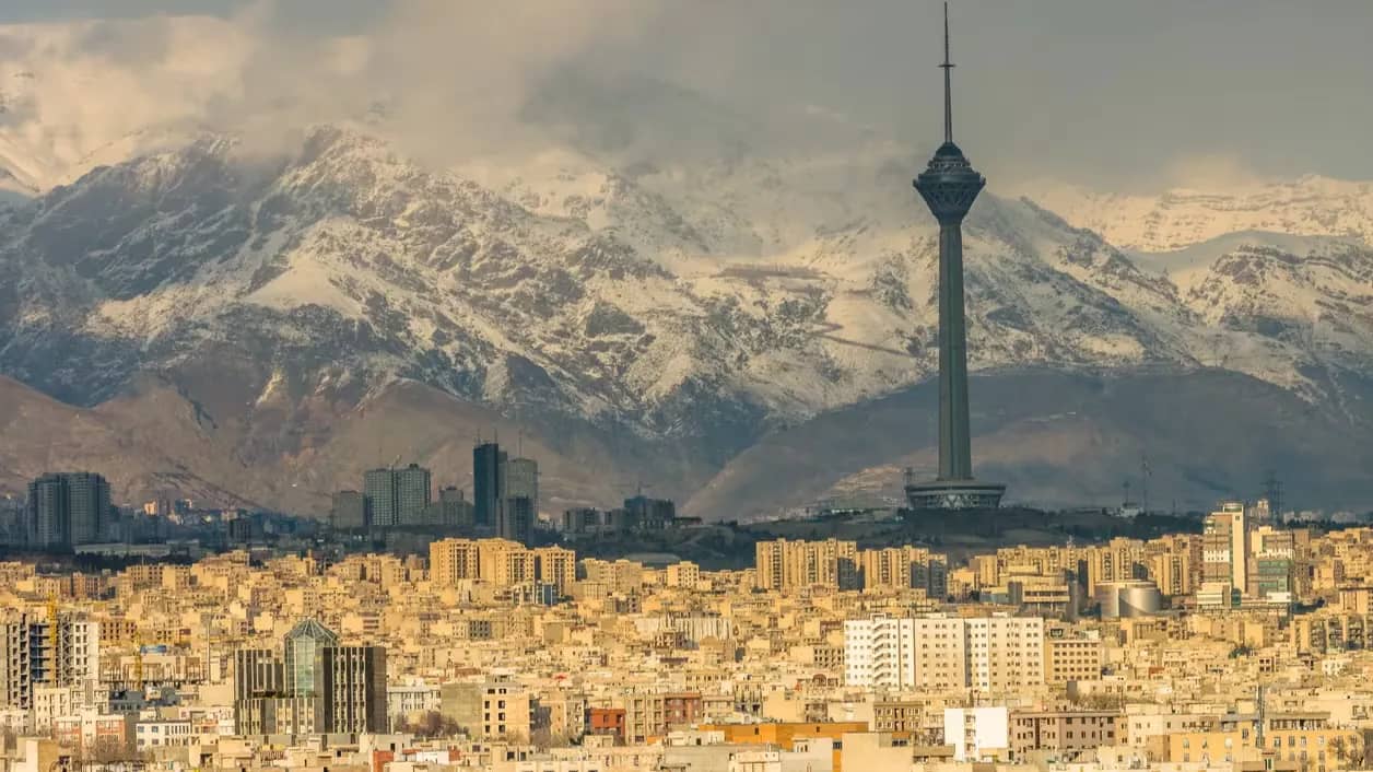 واشنطن تخير إيران بين التخلي عن النووي أو الدمار