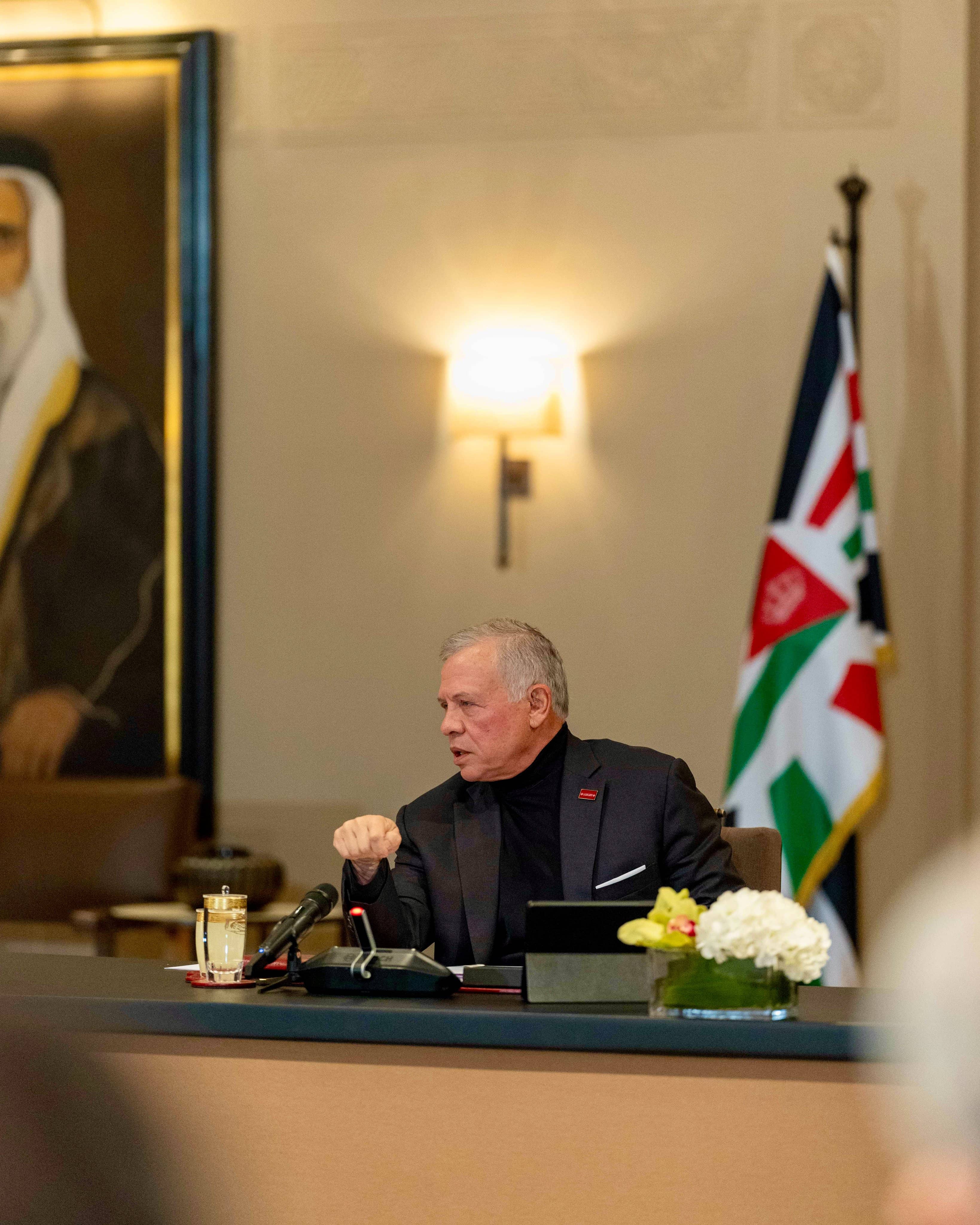 الملك يتلقى اتصالاً من الرئيس الإندونيسي ويشدد على وقف الاعتداءات الإيرانية في المنطقة