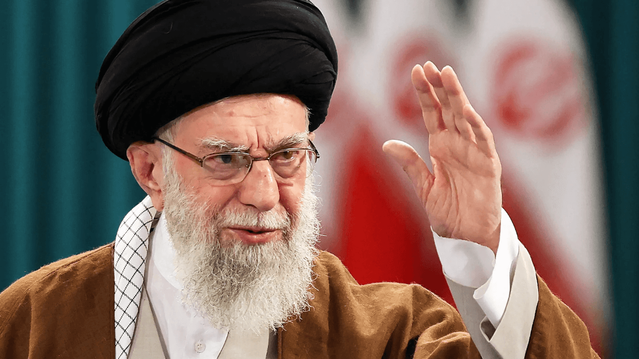 مجلس الخبراء الإيراني: اختيار خليفة لخامنئي "لن يستغرق وقتاً طويلاً"