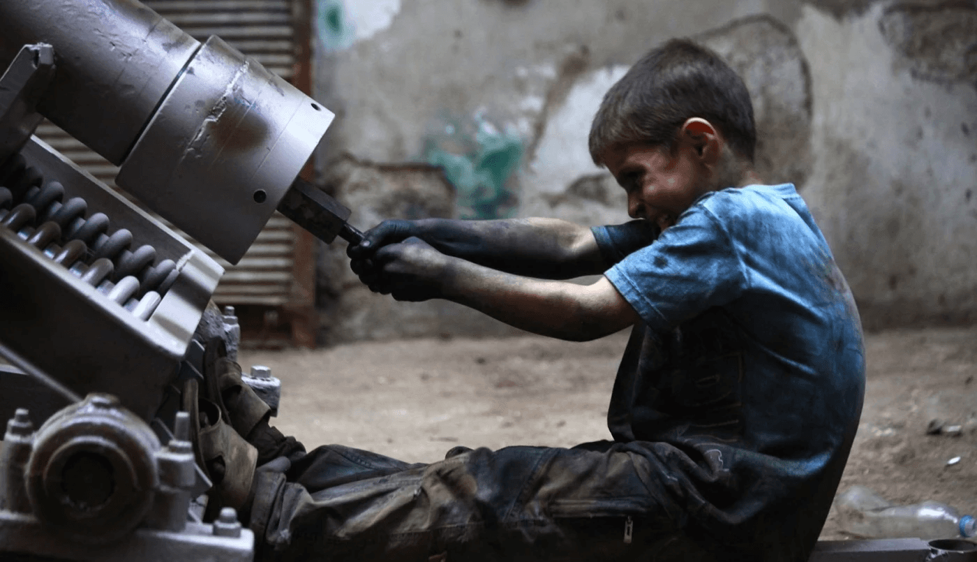 ما الذي يدفع الأطفال للعمل في الأردن؟.. بيت العمال يكشف لـ"الدار" الأسباب