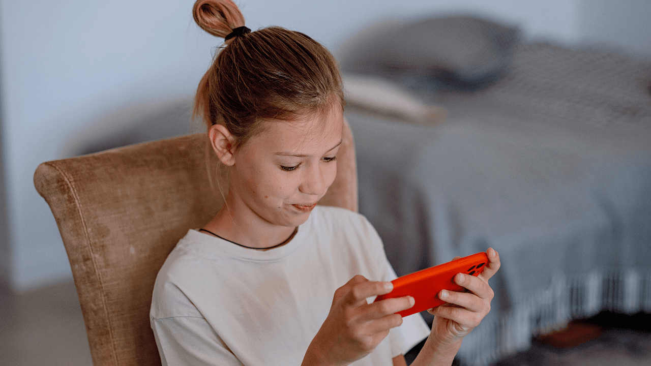 تنظيم الاتصالات لـ"عين": لا حظر لمنصات عن الأطفال وندرس خيارات الحماية