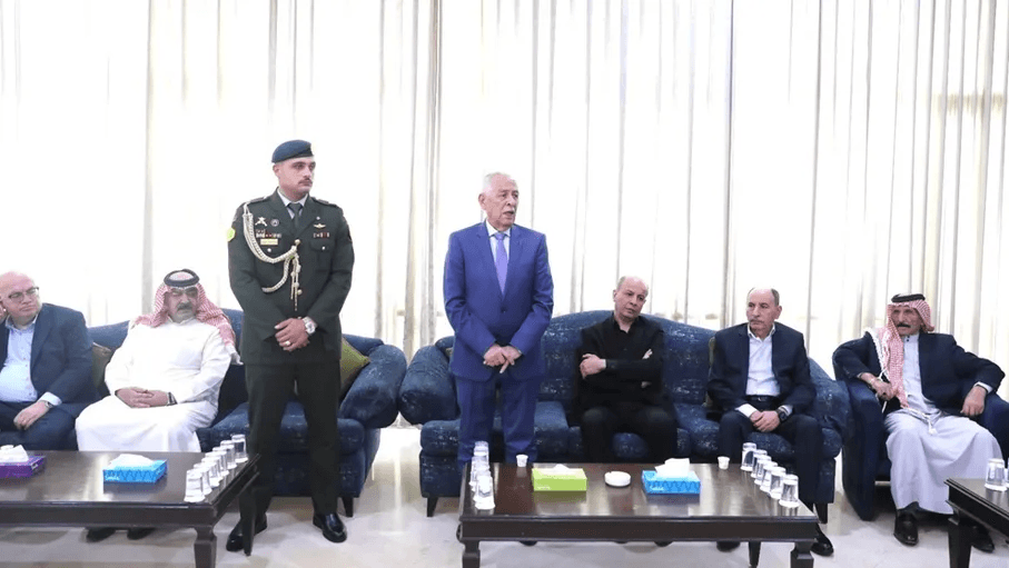 مندوبا عن الملك وولي العهد.. العيسوي يعزي العموش وأبو الفيلات