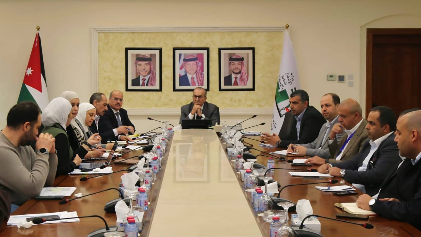 وزير الأشغال: إزالة معيقات مشاريع "التحديث الاقتصادي"