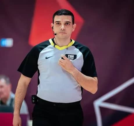 حكم أردني يدير مباراتين في تصفيات كأس العالم لكرة السلة