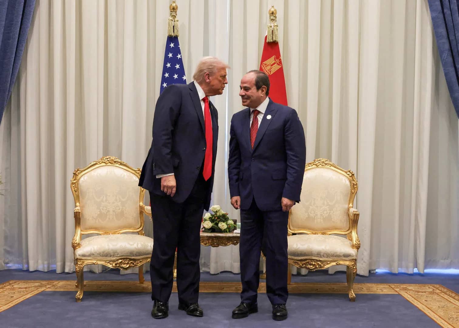 ترمب يوجه رسالة للسيسي عبر وزير الخارجية المصري