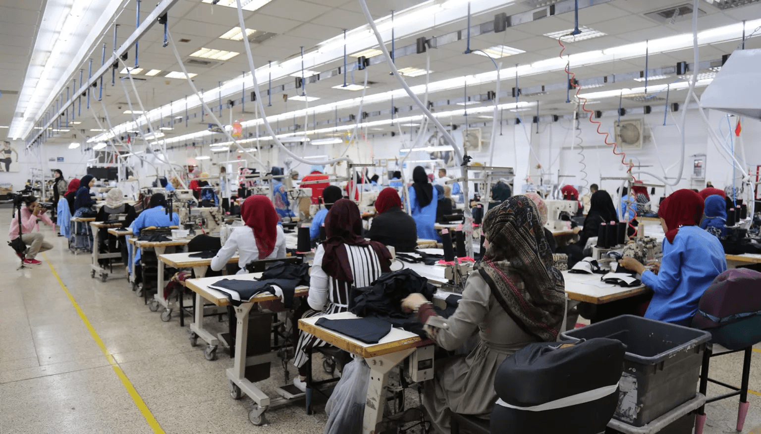 العمل: مغادرة أكثر من 3800 عامل غير أردني المملكة نهائياً