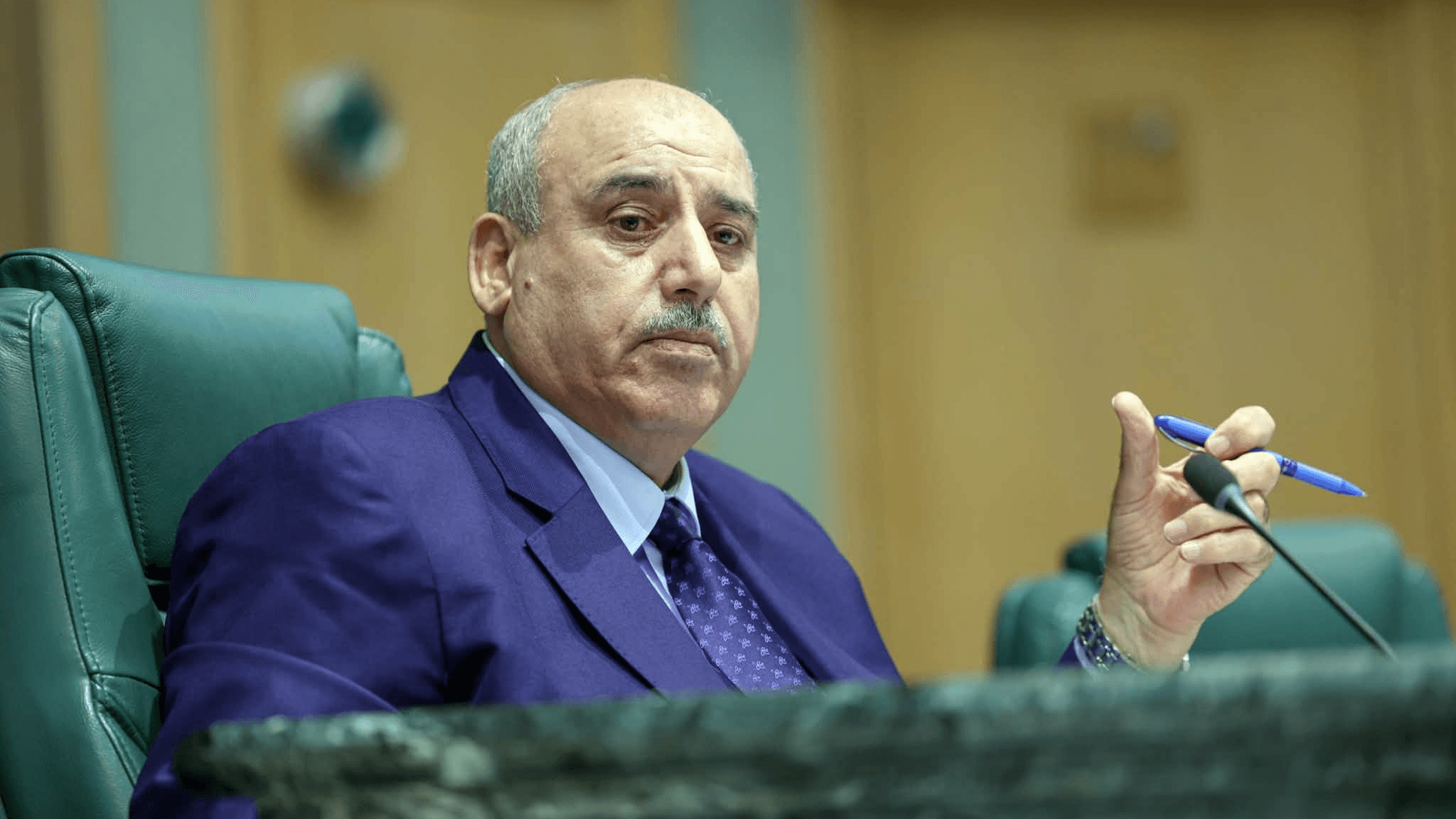 النواب يقر قانون تنظيم العمل المهني 2026