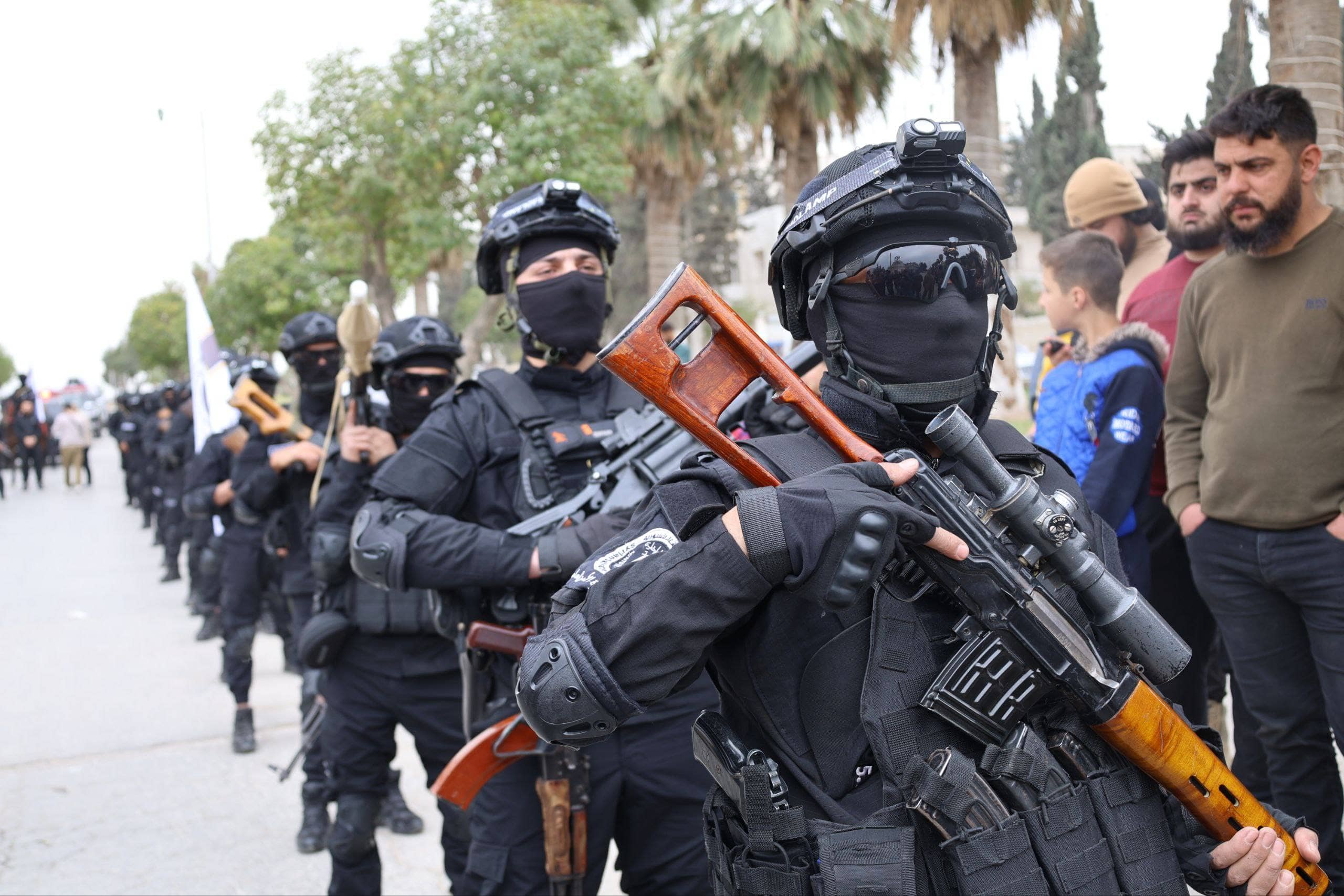 وزارة الدفاع السورية: تمديد مهلة وقف إطلاق النار في كافة قطاعات عمليات الجيش لمدة 15 يوماً