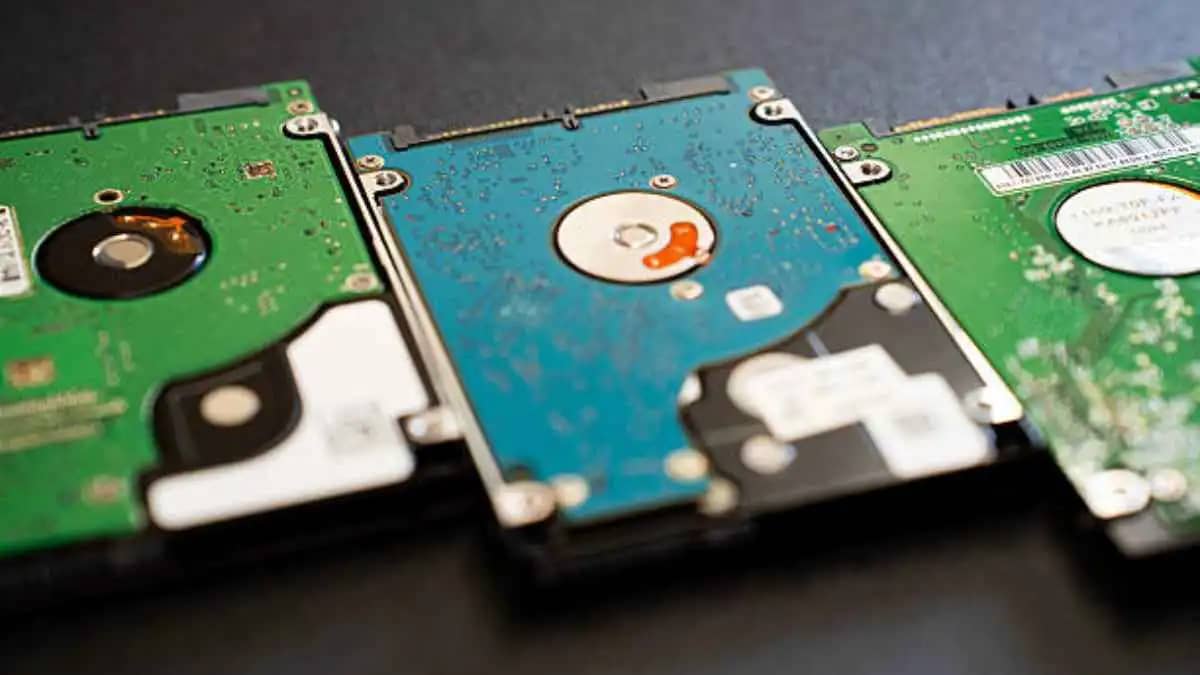 هل تنجح الثلاجة في إصلاح القرص الصلب؟.. الخبراء يوضحون المخاطر
