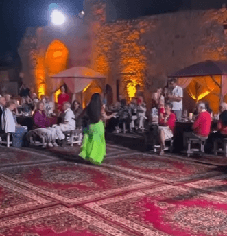 غضب واسع بسبب حفل رقص شرقي في قلعة الشريف الحسين بالعقبة