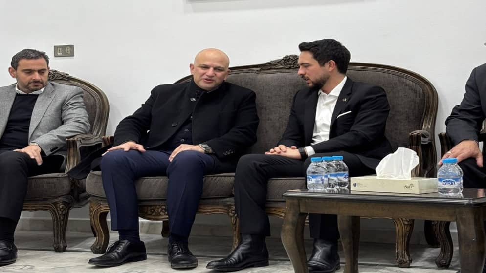 ولي العهد يعزي الوزير السابق مثنى الغرايبة بوفاة نجله