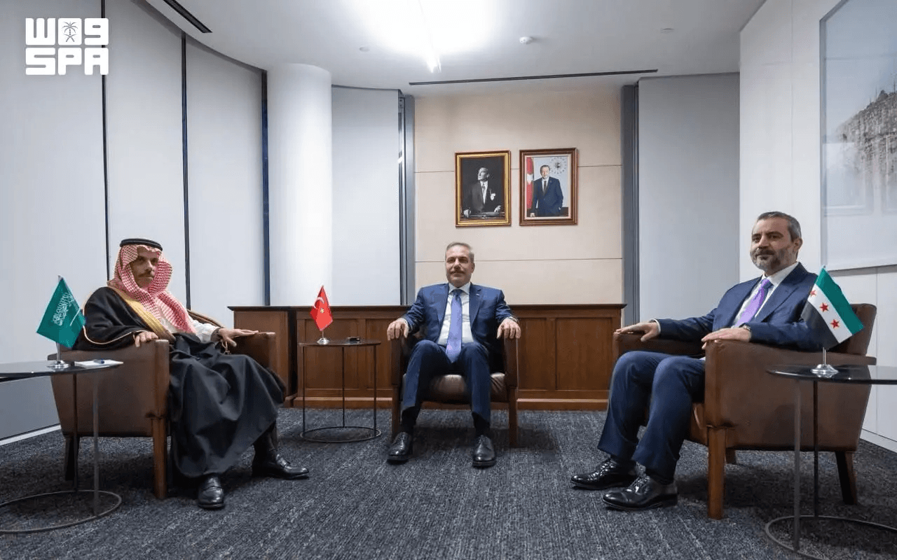 وزيرا خارجية السعودية وسوريا ووزير خارجية تركيا يجتمعون في نيويورك