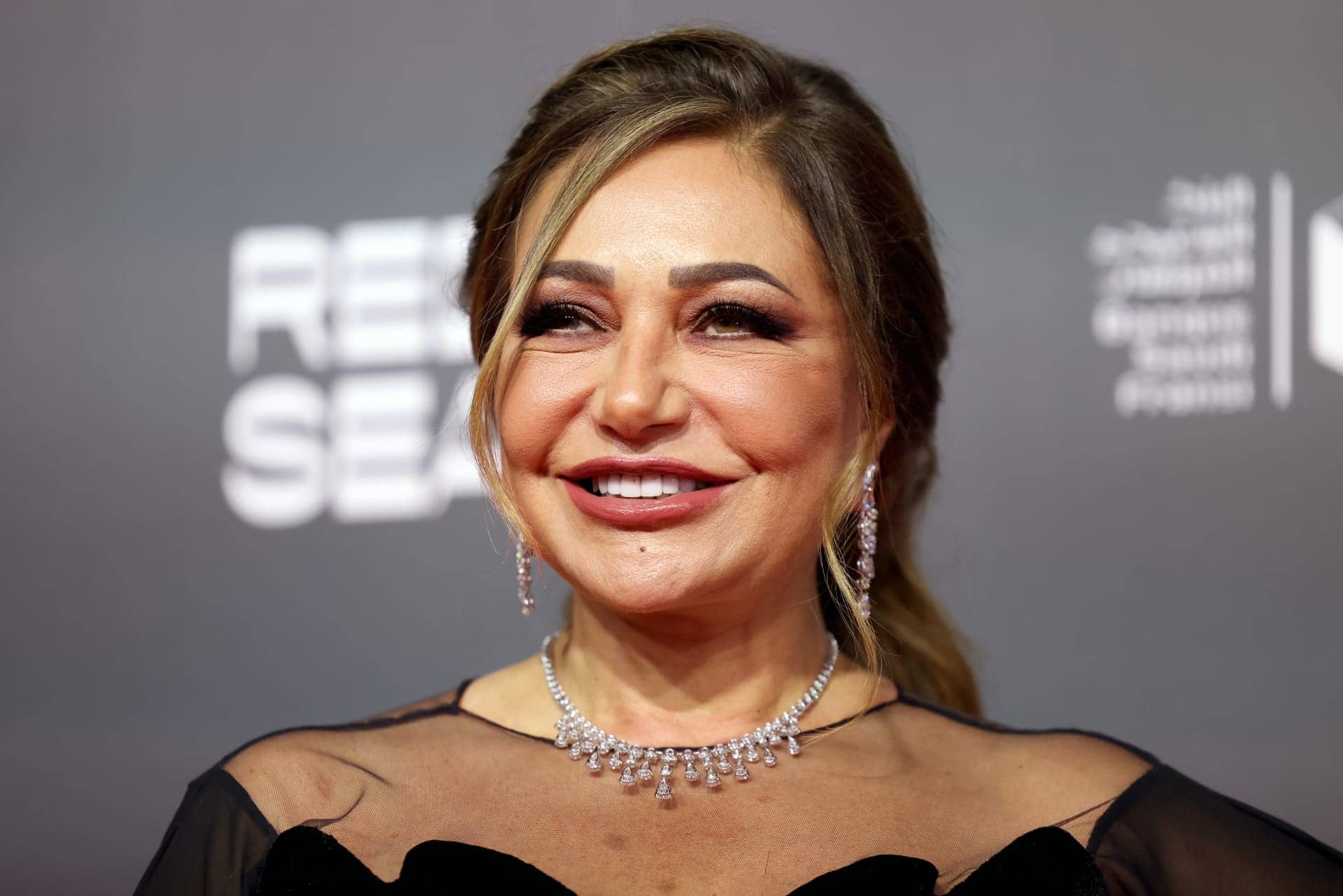 ليلى علوي نجمة افتتاح الدورة 41 لمهرجان الإسكندرية السينمائي