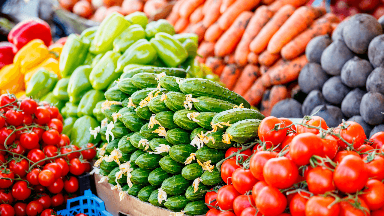 2207 أطنان من الخضار وردت للسوق المركزي الأحد