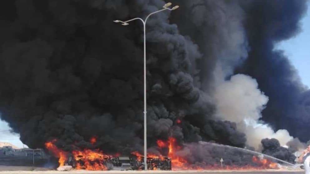 السيطرة على حريق صهريج محمل بمادة نفطية في منطقة القويرة