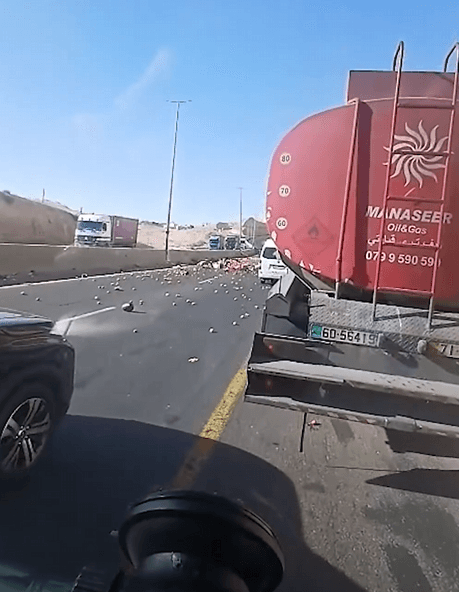 حادث في شارع الـ100 من الزرقاء باتجاه سحاب