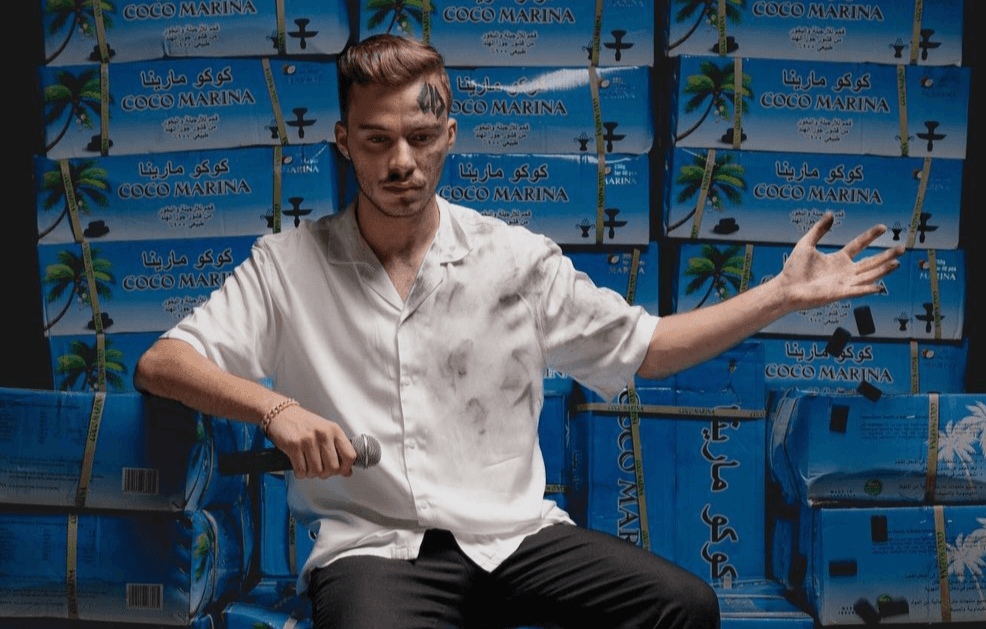 والد "السيلاوي" يعلن التبرؤ منه والقطيعة التامة عقب تصريحات نجله المسيئة للإسلام