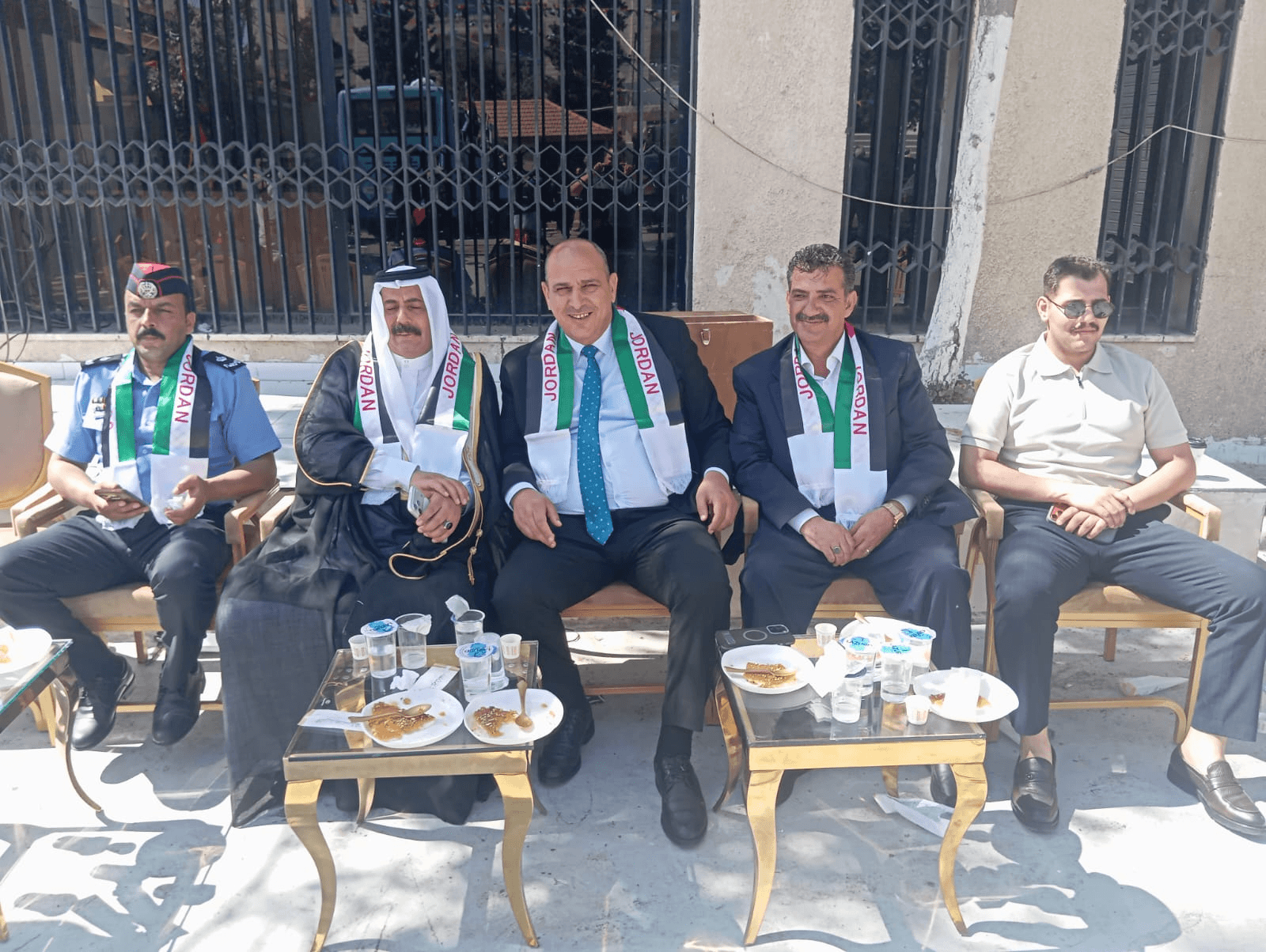 البدادوة يرعى مسيرة وطنية فنية وإعلامية جابت شوارع العاصمة"