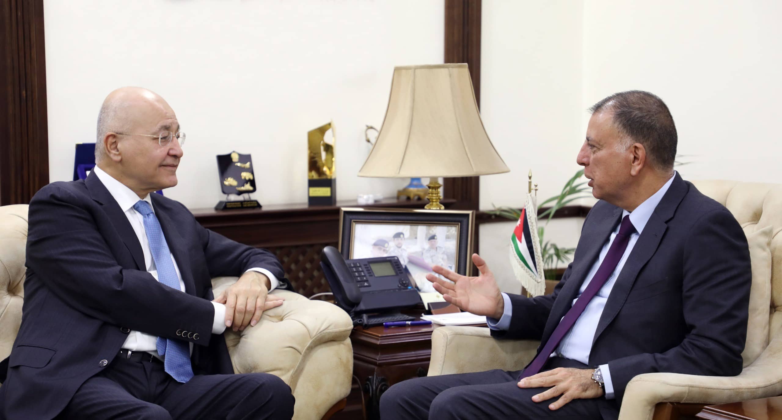 وزير الداخلية يبحث مع المفوض السامي لشؤون اللاجئين سبل تعزيز العودة الطوعية للسوريين