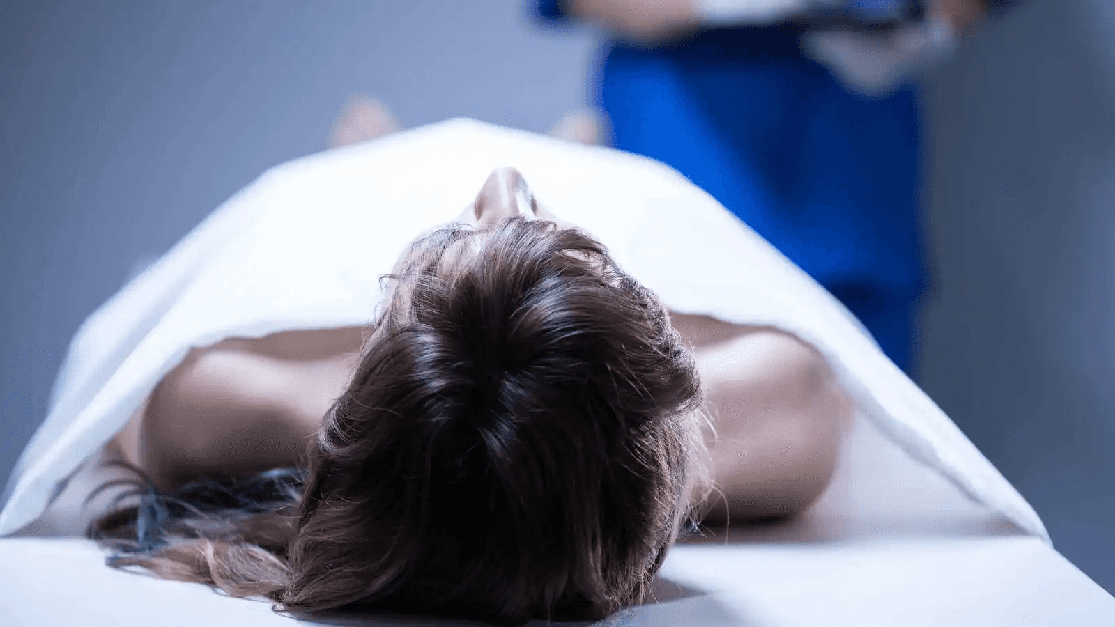 تفاصيل العثور على جثة امرأة داخل ثلاجة في رودريغيز بالفلبين