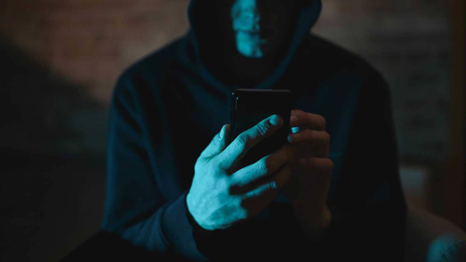 تركي يفقد مبلغا ضخما في احتيال إلكتروني باسم أردوغان