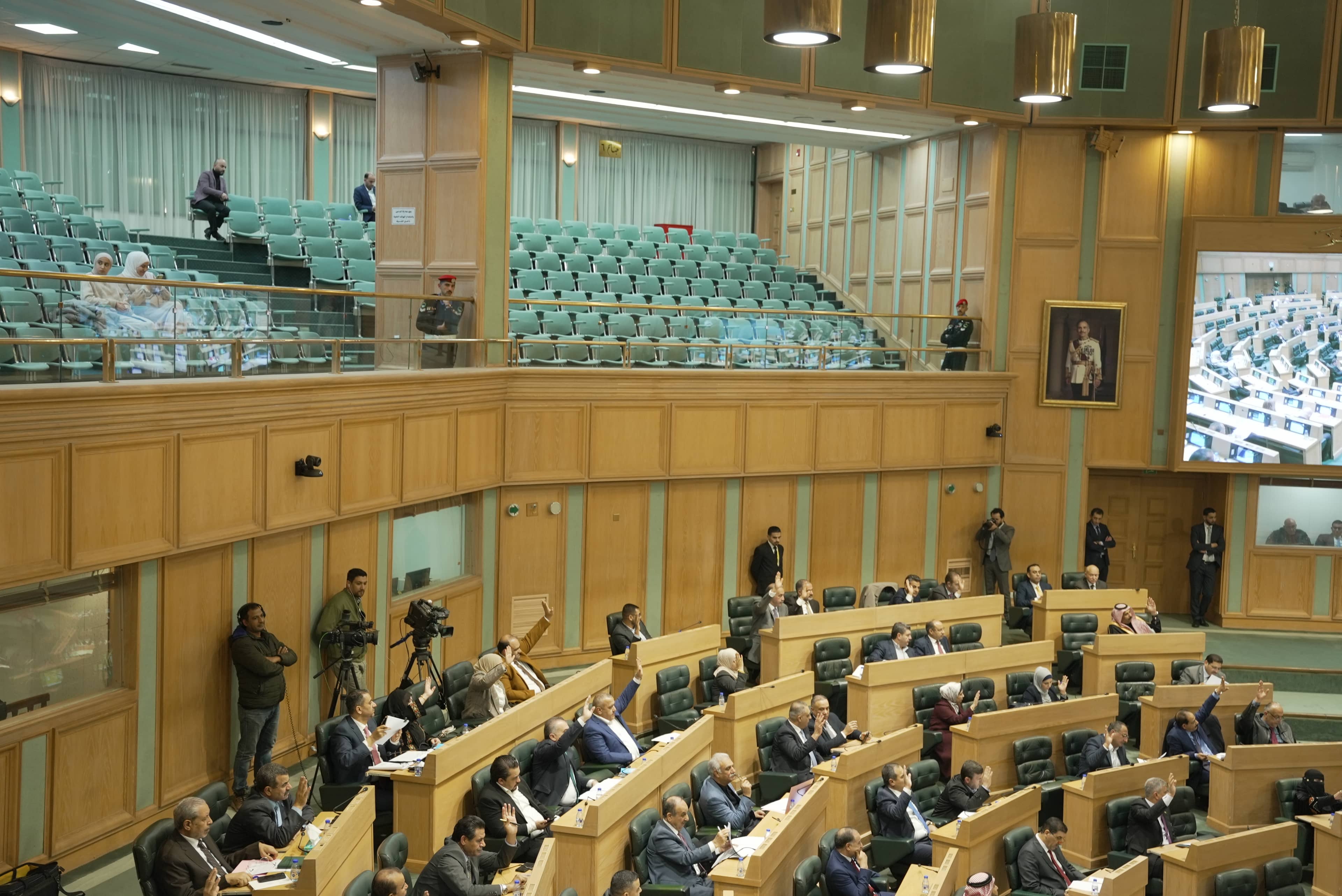 مجلس النواب يناقش حزمة من 11 قانونًا في جلسته الخامسة الاثنين