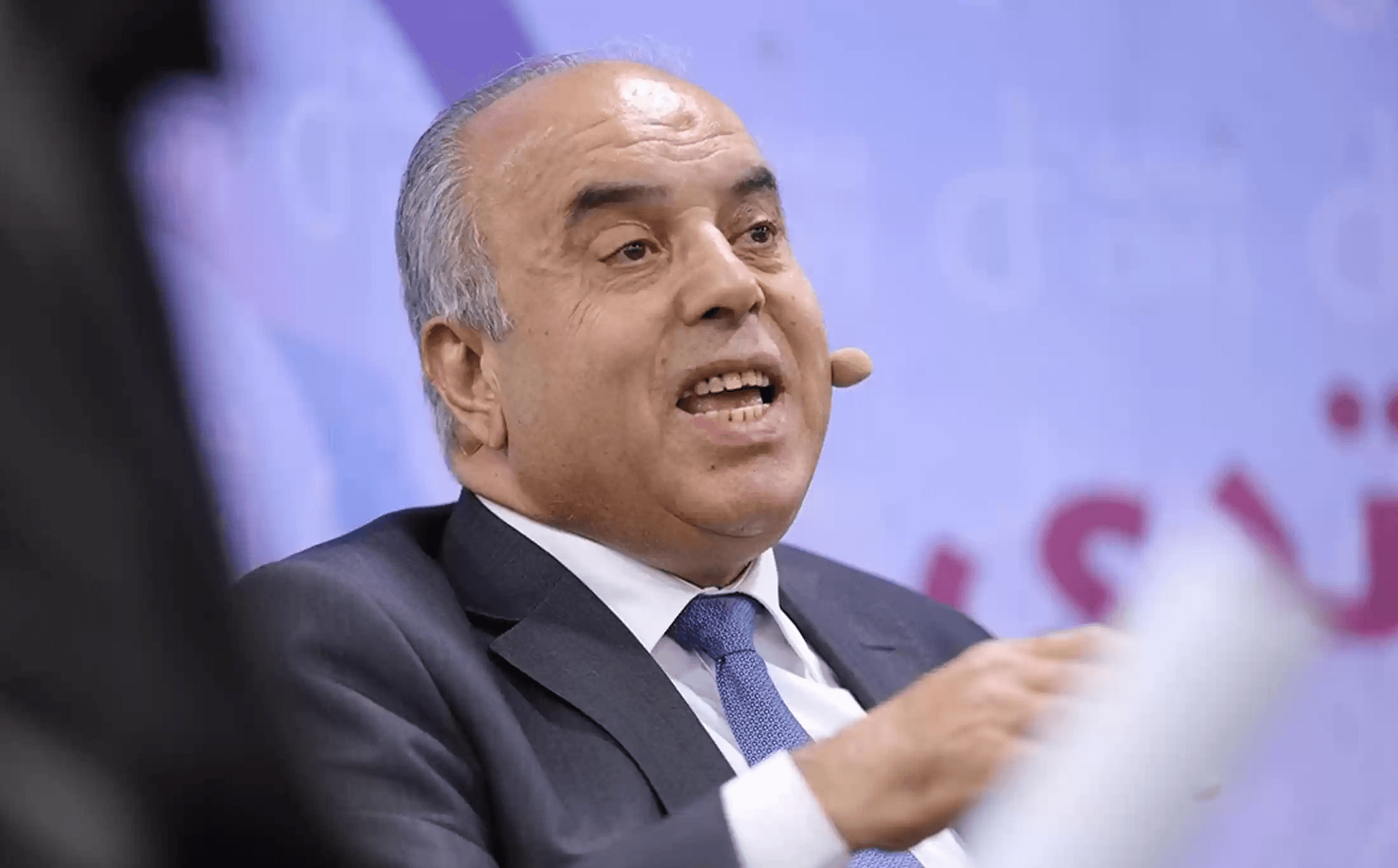 وزير التربية يعلن بدء تطبيق امتحان التوجيهي إلكترونياً هذا العام