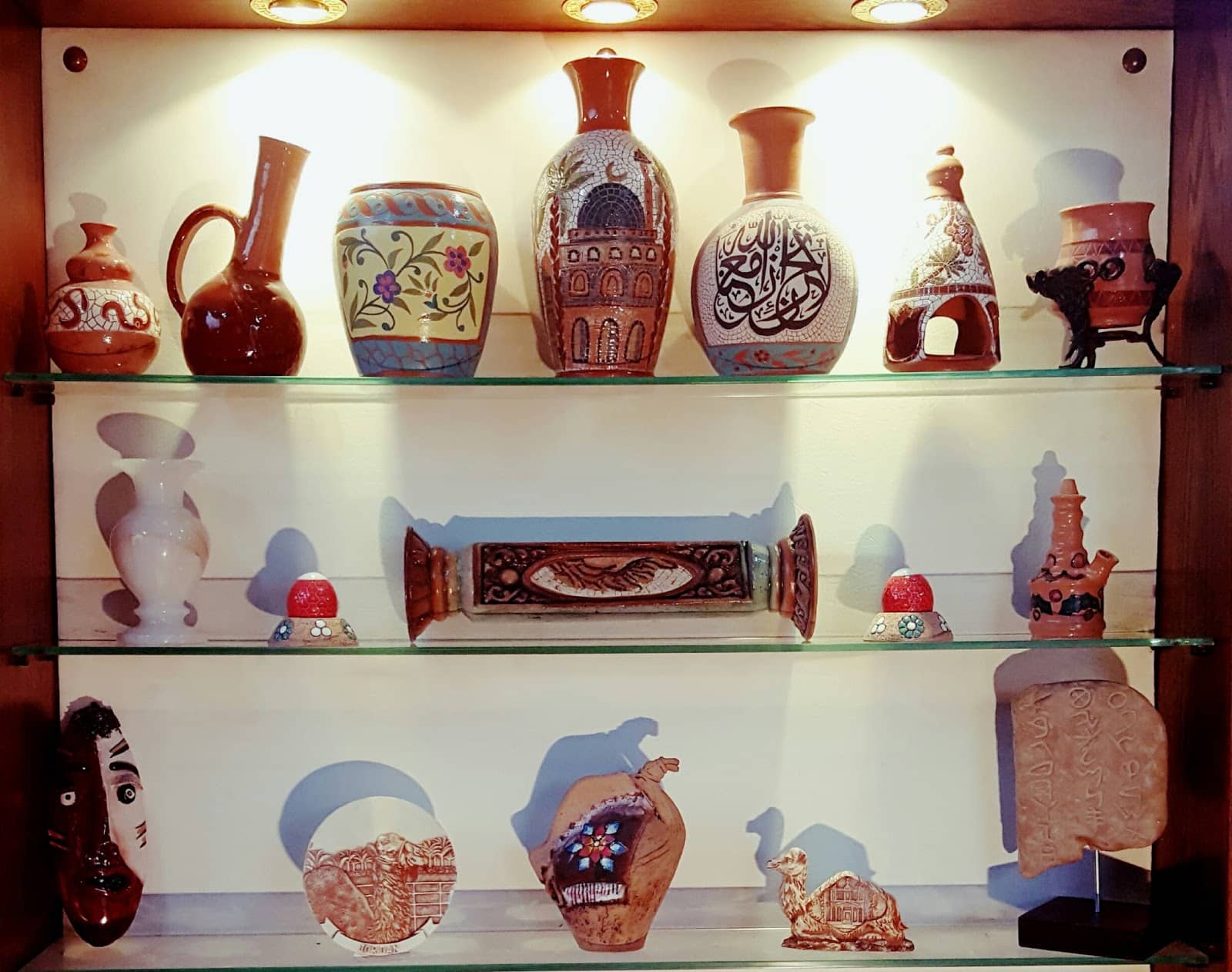 صدور نظام جديد لتنظيم الحرف والصناعات التقليدية والمتاجرة بها