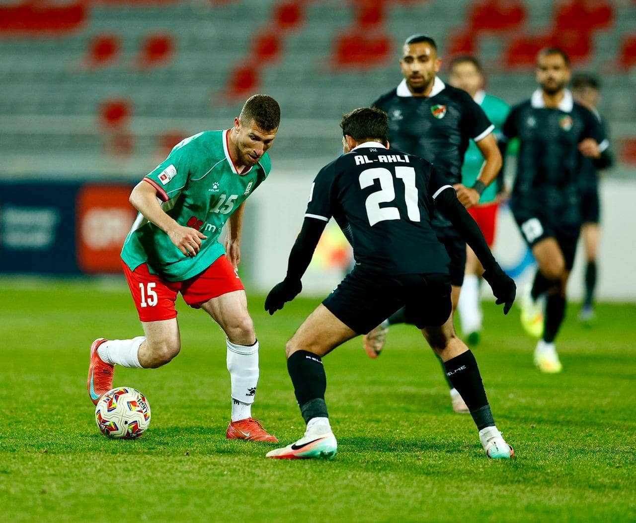 التعادل يحسم مواجهة الوحدات والأهلي في دوري المحترفين