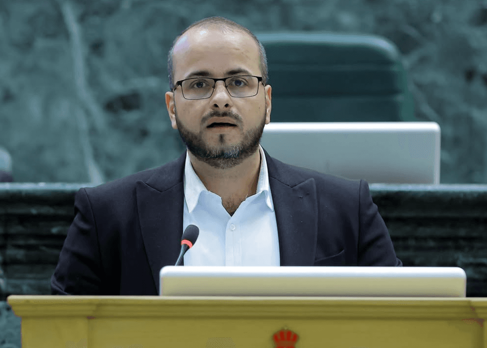 النائب حسن الرياطي يسلم نفسه لتنفيذ الحكم القضائي بحقه