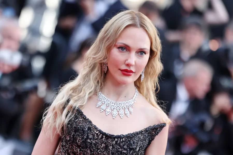 مريم أوزرلي.. نجاح في الدراما التركية دون إتقان اللغة التركية وخيبة أمل عاطفية