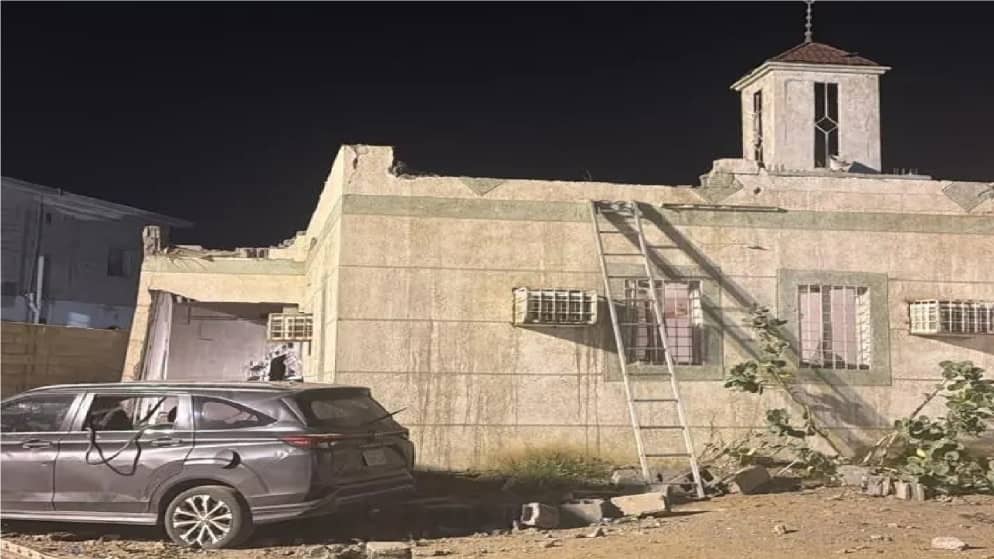 إصابة شخصين جراء سقوط مقذوف في جازان بالسعودية