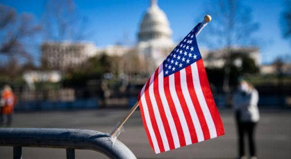 الاقتصاد الأمريكي يضيف 178 ألف وظيفة في آذار