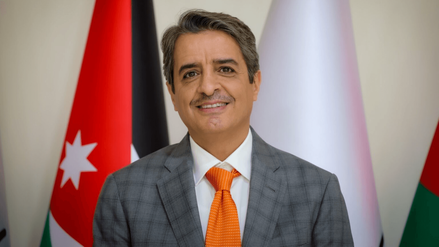 وزير الشباب: نظام جديد لترخيص الأندية في الأردن