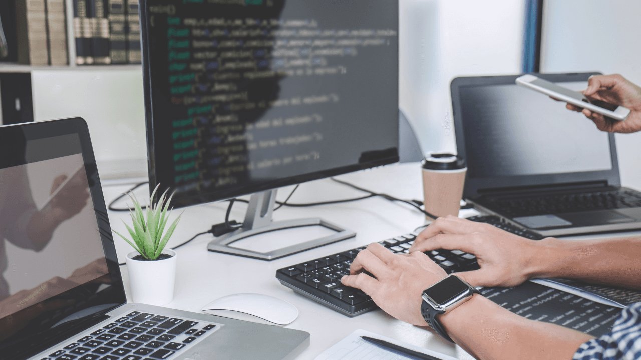 "ارتباك وجودي" في قطاع البرمجيات.. هل ينهيه الذكاء الاصطناعي؟