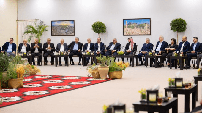 ولي العهد يؤكد من إربد ضرورة التركيز على تعزيز استقرار الأردن واقتصاده