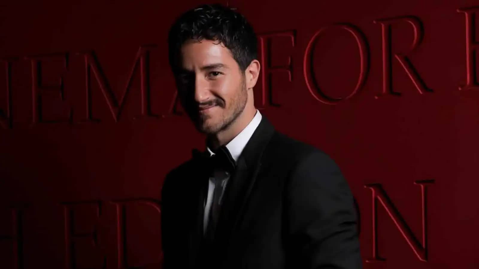 أحمد مالك: فيلم "إيجي بيست" مشروع جيلي متكامل يمزج بين الواقع والخيال الرقمي