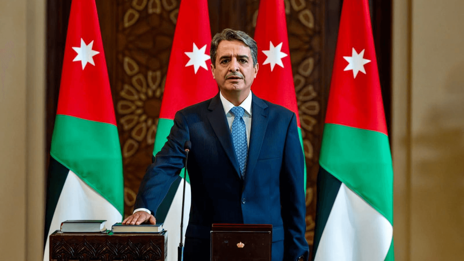 إعادة هيكلة وزارة الشباب تثير شكاوى موظفين.. والعدوان يرد: التسريح لا يعني الاستغناء عن الموظف