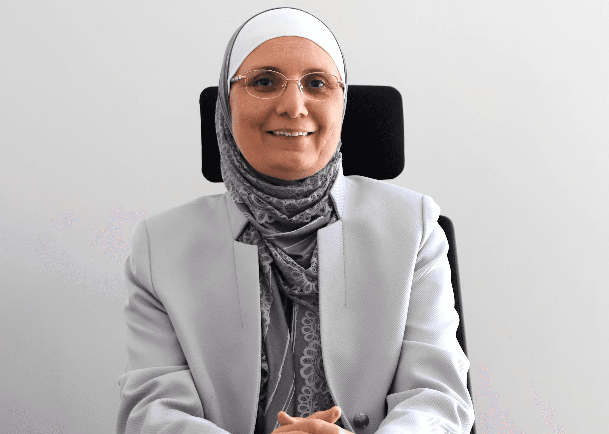 استشارية توضح أهم عوامل الخطر في الإصابة بسرطان الثدي