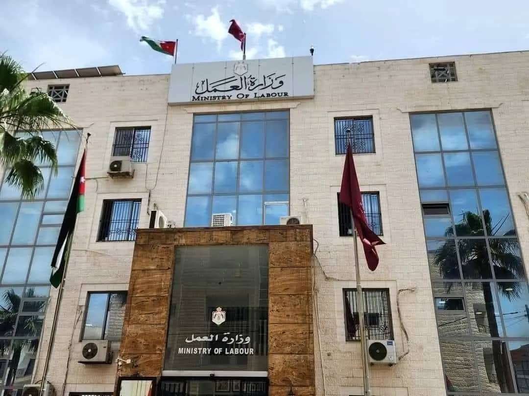 "العمل": 2778 أسرة خرجت من مظلة صندوق المعونة الوطنية بعد توفير فرص عمل  لأفرادها