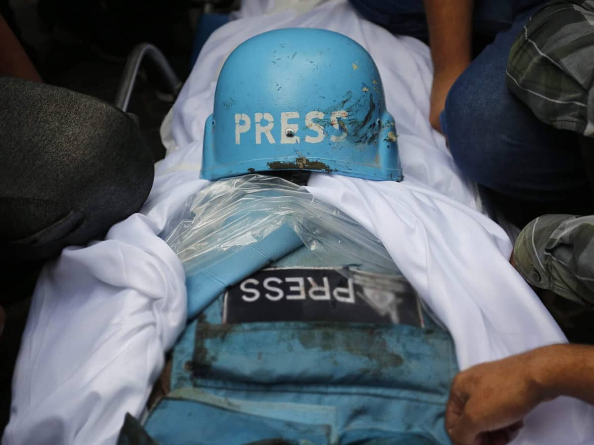 استشهاد 11 فلسطينياً في غزة بينهم 3 صحفيين بقصف مسيّرة للاحتلال في غزة