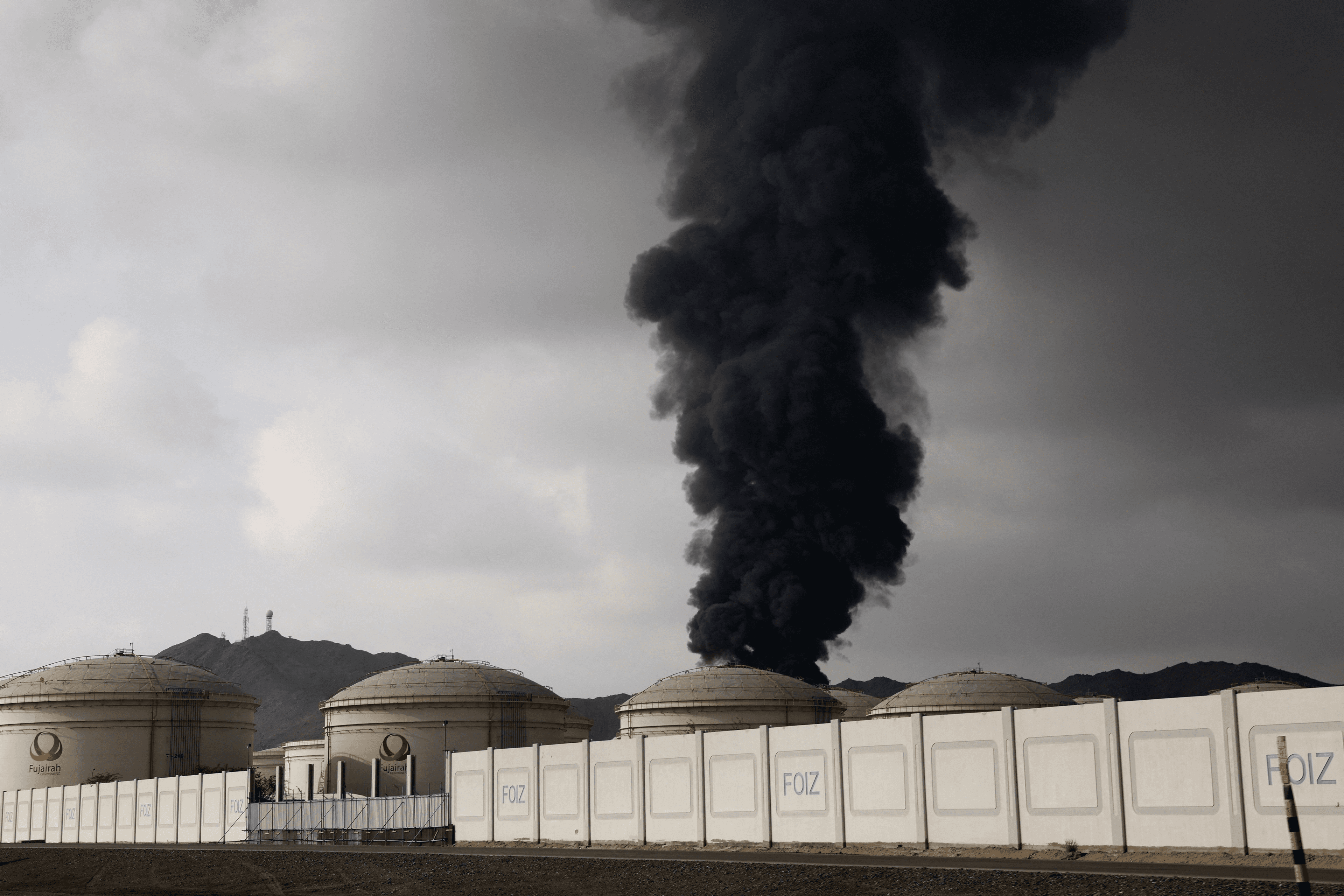 مستشار رئيس الإمارات: ندفع ثمن الطموح الإيراني المتضخم