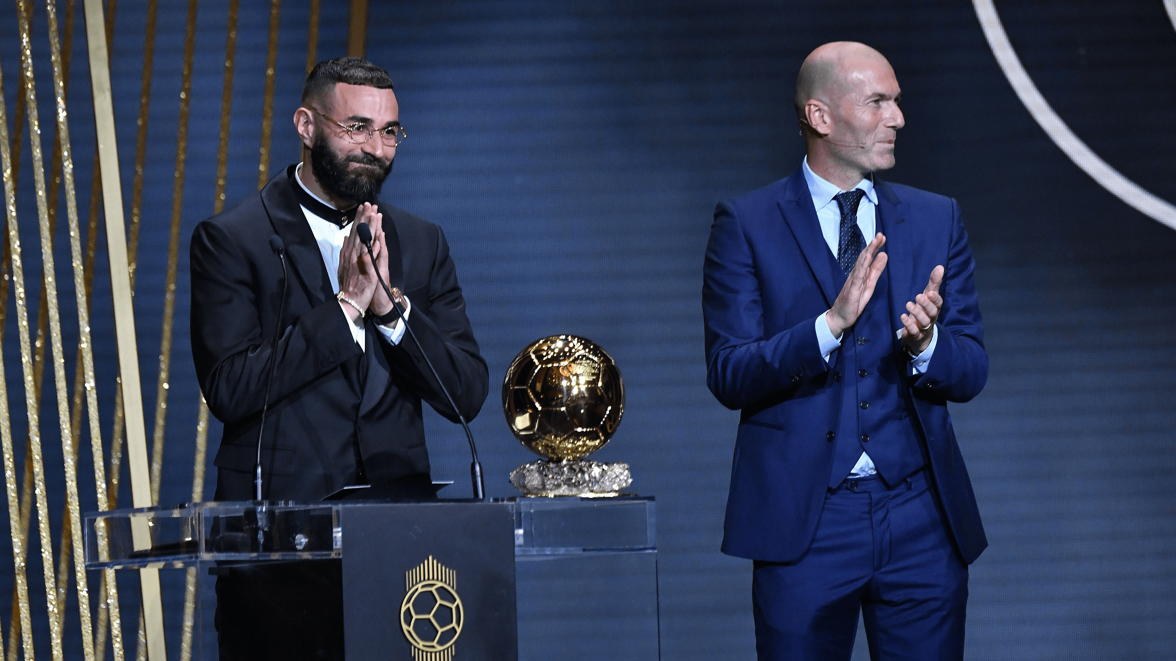 زيدان يحسم الجدل بشأن استدعاء كريم بنزيما للمنتخب الفرنسي
