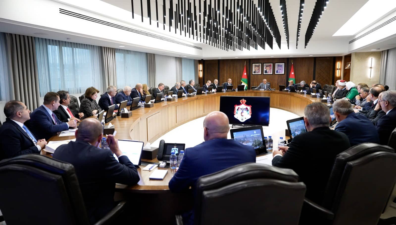 قرارات مهمة للأردنيين صادرة عن مجلس الوزراء