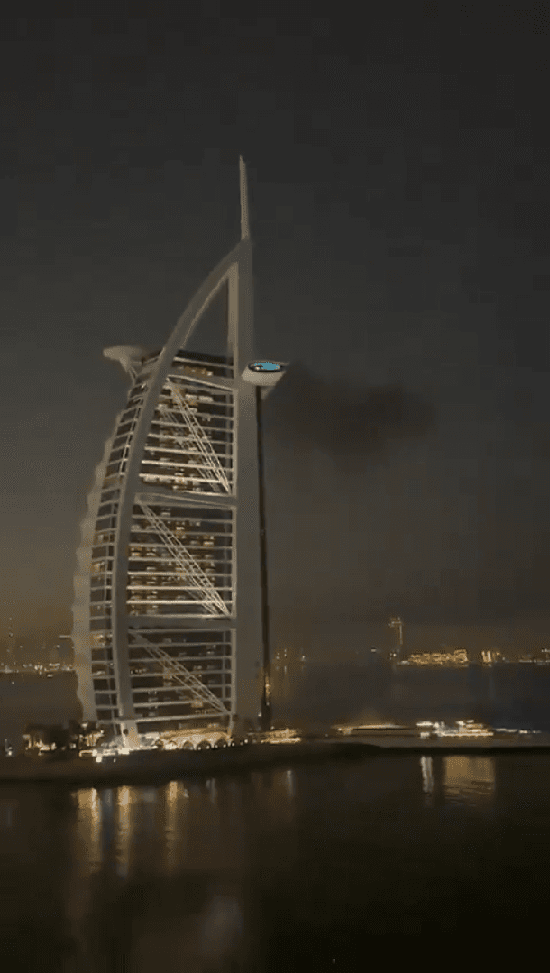 استهداف إيراني لبرج العرب في دبي