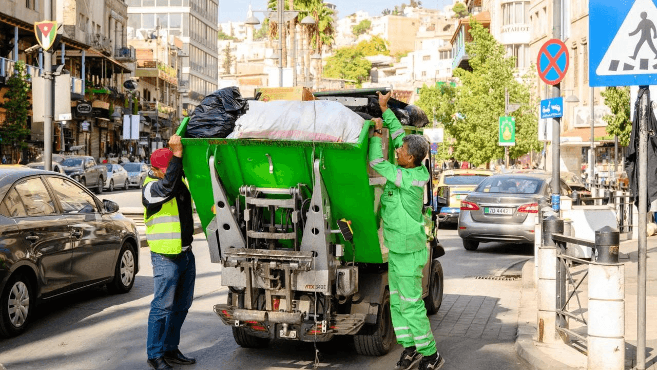 "أنت في طريق وأنا في طريق".. حملة تلفت أنظار الأردنيين.. ما القصة؟
