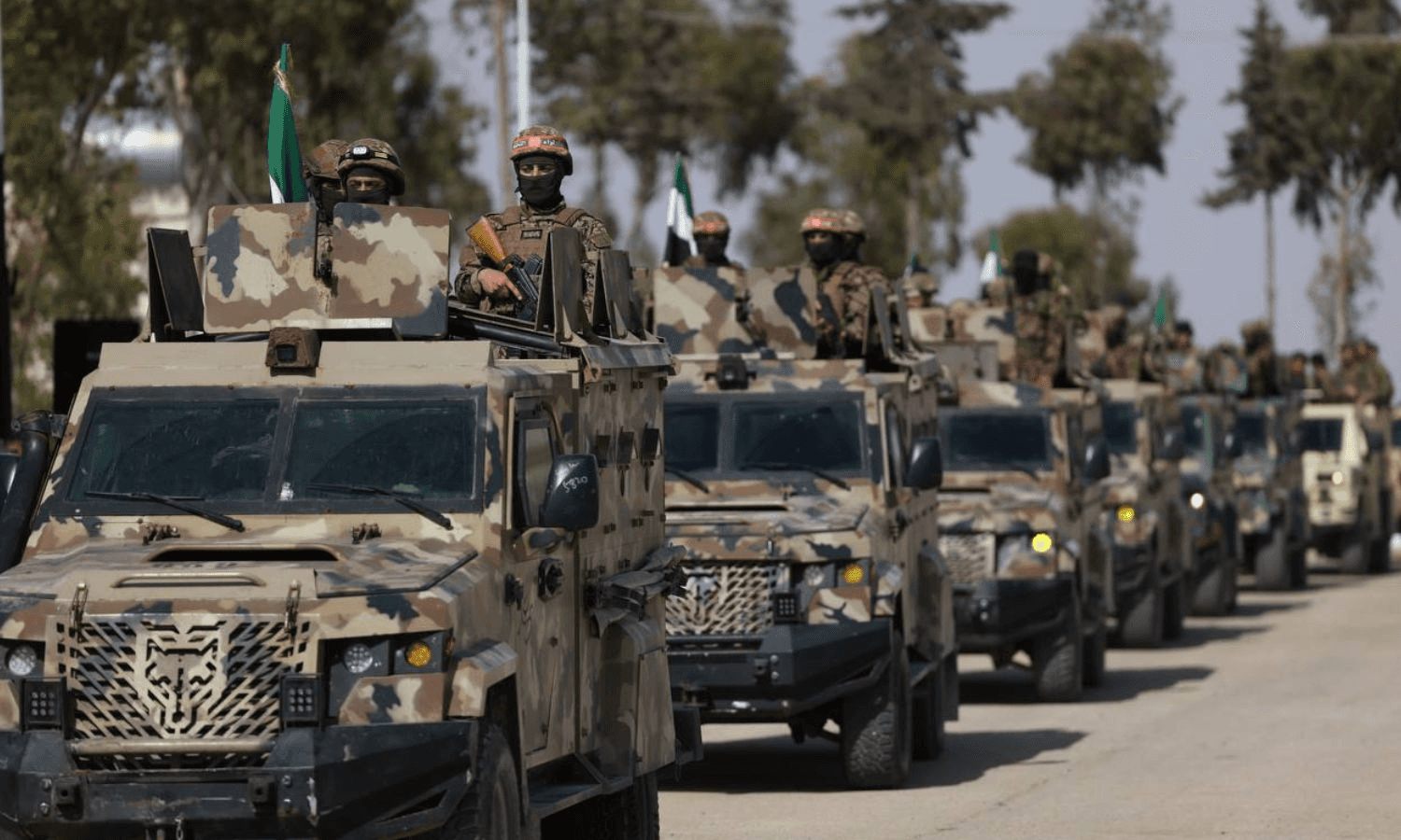 استنفار عدة تشكيلات بوزارة الدفاع السورية في دير الزور