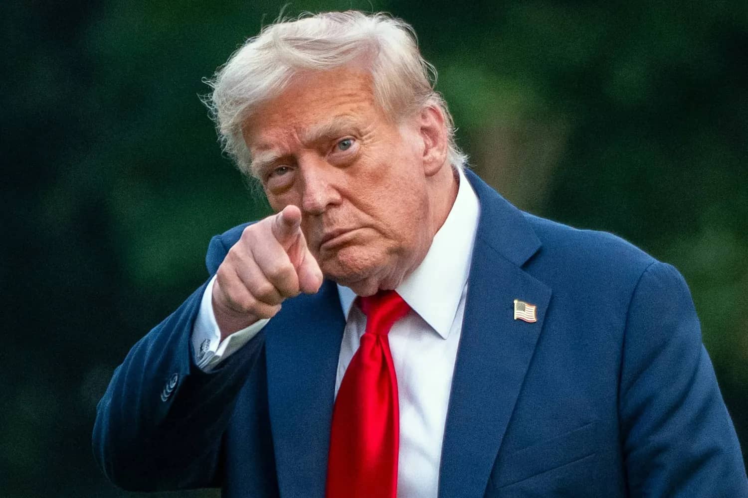 ترمب يتوعد إيران: "ستمحى من على وجه الأرض إذا نجحت في اغتيالي"