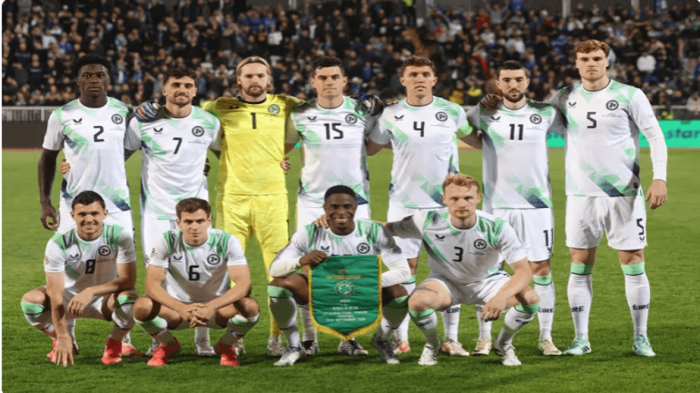 منتخب إيرلندا يرتدي شارات سوداء تضامنًا مع ضحايا الصراع في غزة أمام إسرائيل