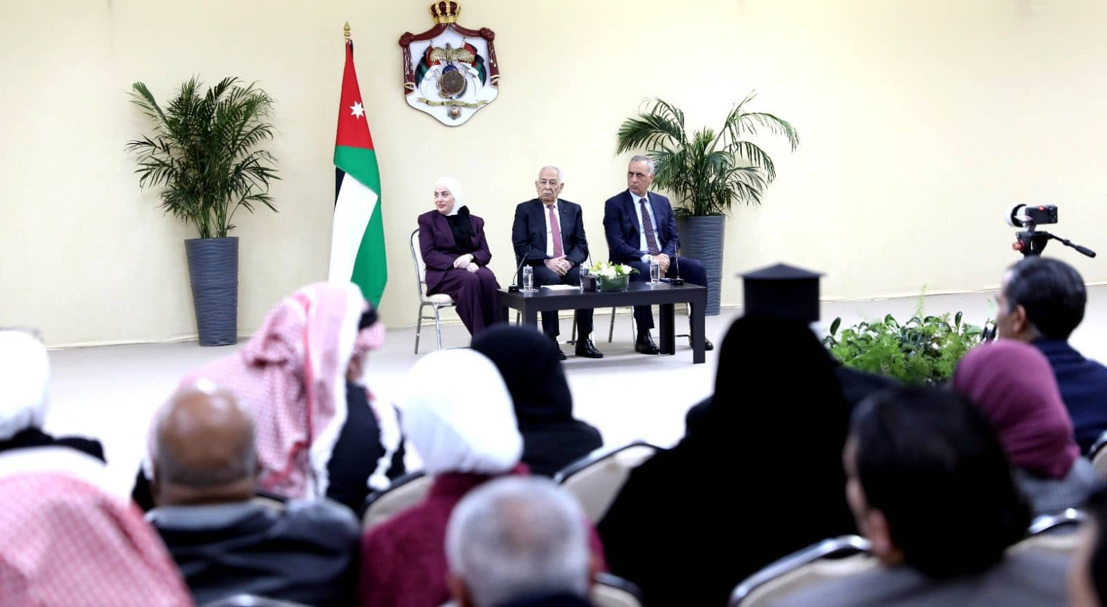 تسليم الدعم الملكي السنوي لـ 438 جمعية ومؤسسة ومركزا تعُنى برعاية أيتام ومسنين وذوي إعاقة